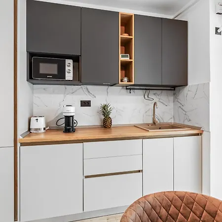 Prime 11 - Infinity Pool & Apartament Năvodari