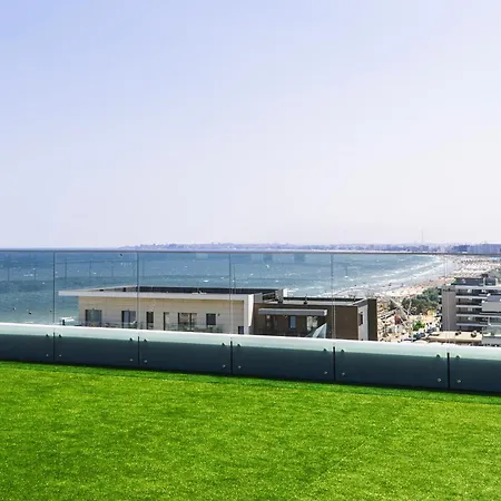 Prime 11 In Infinity Pool & דירה *