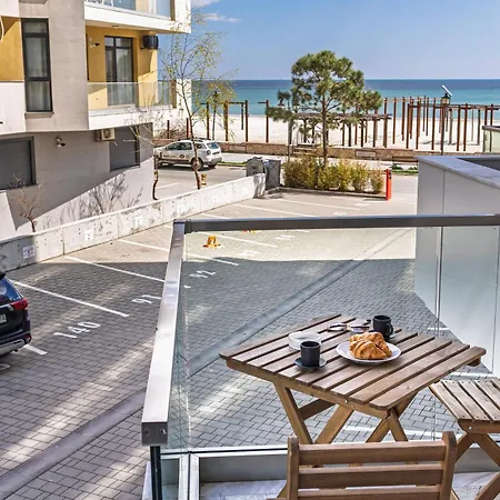 Apartment Prime 11 - Infinity Pool & Navodari