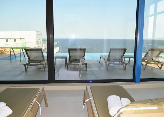 Prime 11 - Infinity Pool & Apartman Năvodari