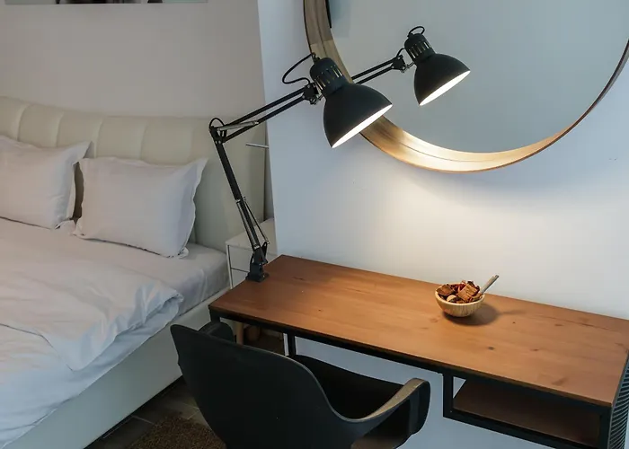 Prime 11 - Infinity Pool & Năvodari